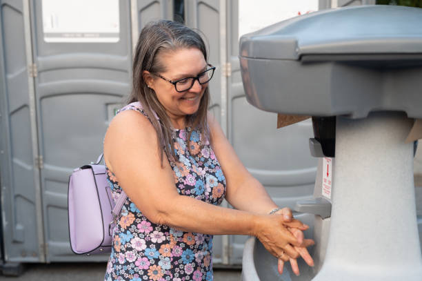 Best Portable bathroom rental  in Elizabeth, PA